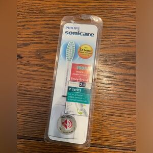 Philips Sonicare Replacement Toothbrush Head - White with Green Accent